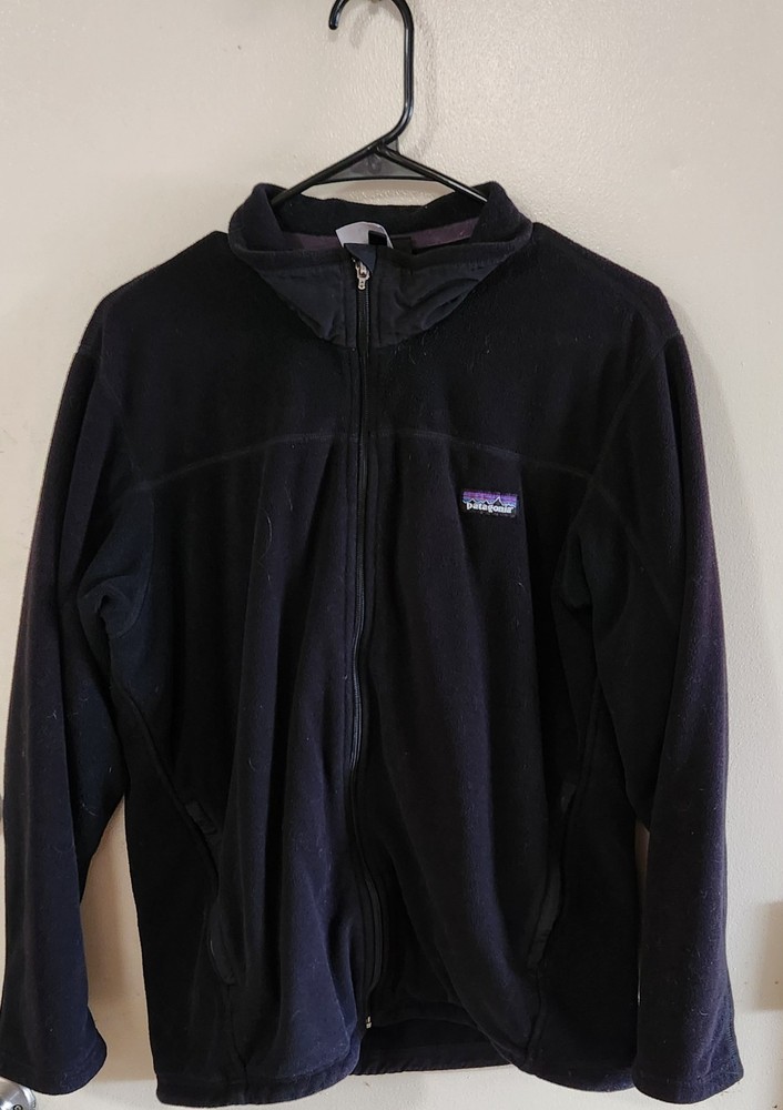Patagonia Synchilla Mens Medium Full Zip Fleece Black READ Flawed zipper pull