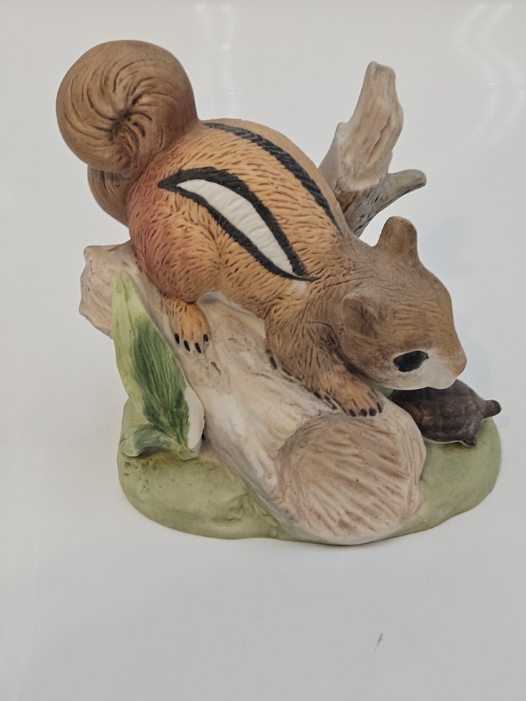 Vintage Home Interiors Chipmunk  Figurine 4