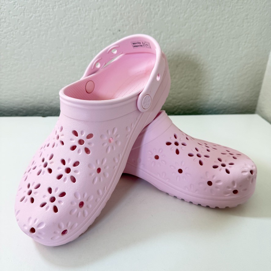 🌸 Crocs Classic Floral Cut Out Clogs Unisex Adult {W 9/ M 7}  Pink EUC! 🌸
