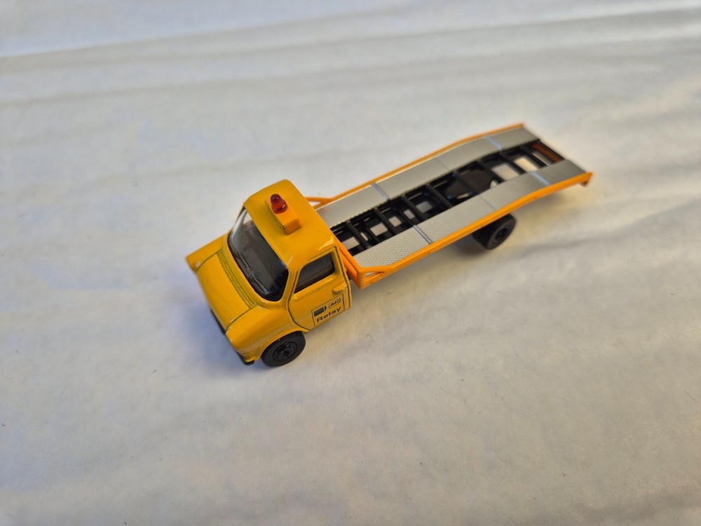 Oxford Diecast 1/76 OO Scale AA Ford Transit MK1 Beavertail Model 76FTB002