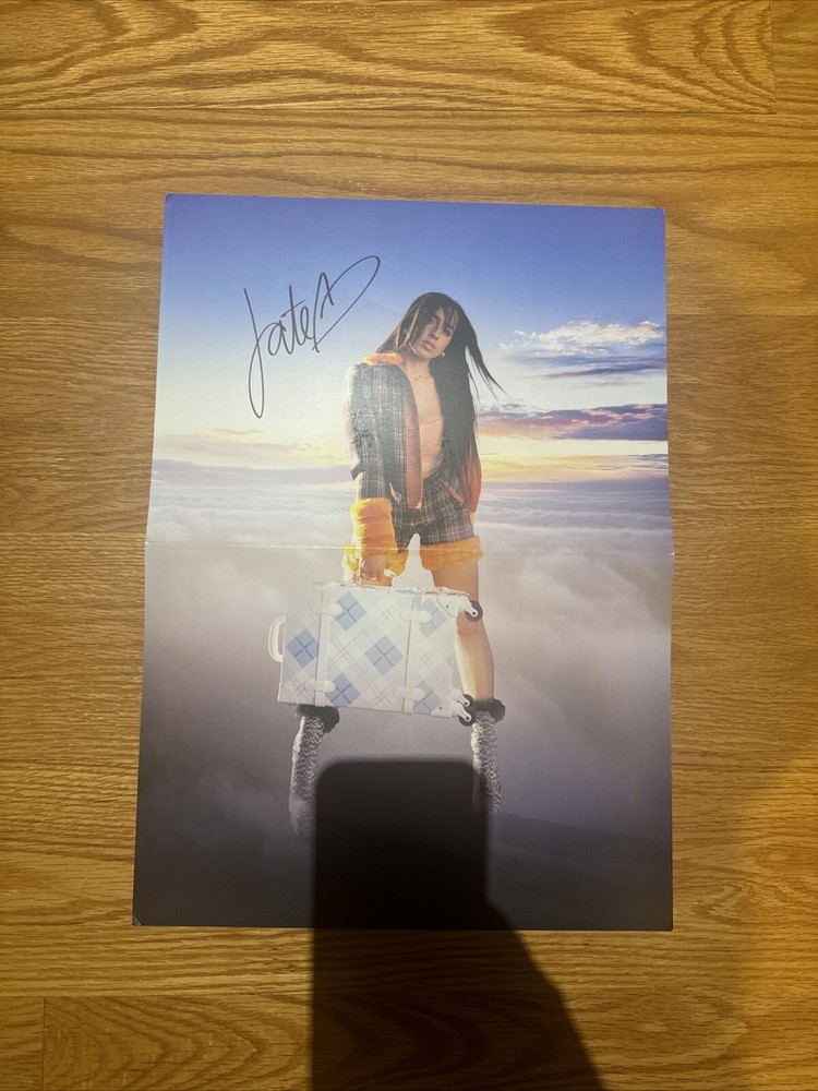 TATE MCRAE HAND SIGNED EXCLUSIVE POSTER USED TO THINK I COULD FLY