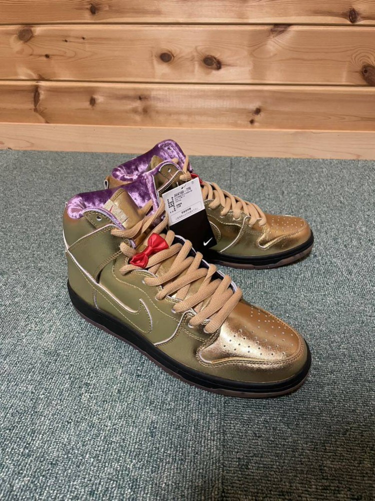 NIKE Men 9.0US Sb Dunk High Qs   Cut Gold Used Item Out Of Print
