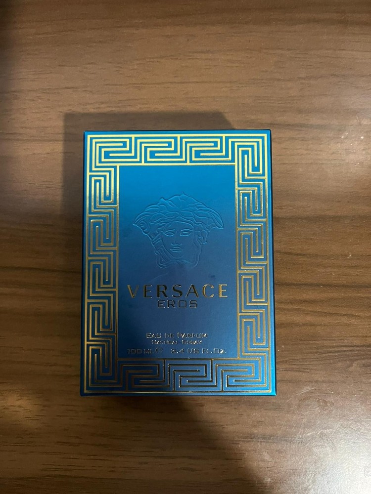 Versace Eros 3.4oz Eau de Parfum for Men - Bold & Seductive Fragrance
