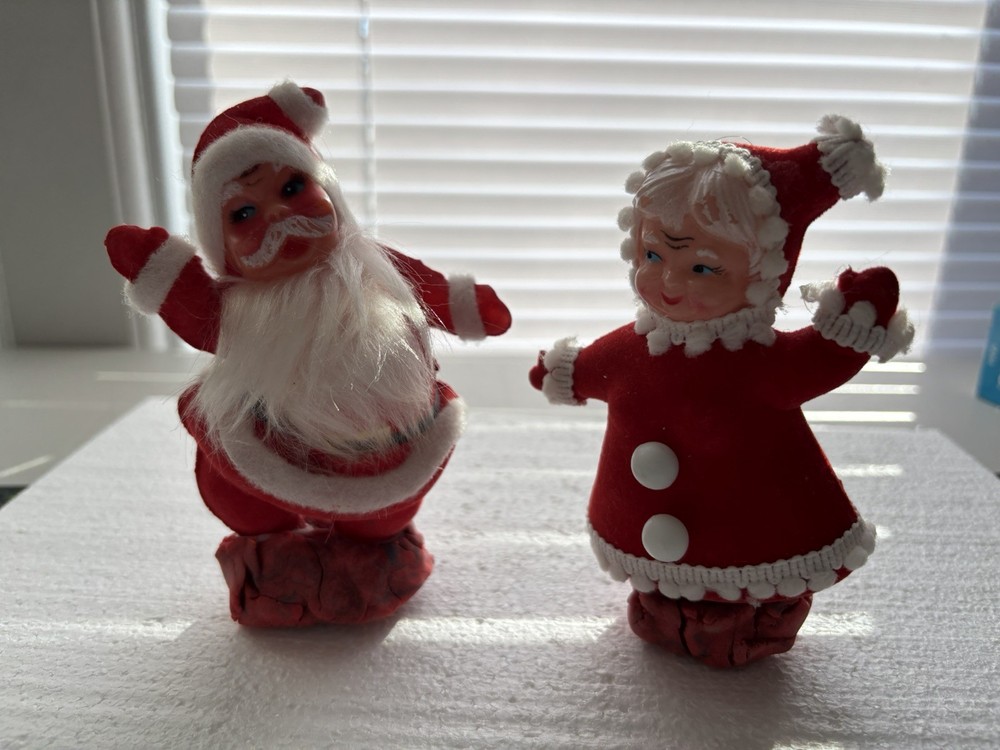 Vintage Christmas Flocked Santa Claus And Mrs Claus 5” H AS IS