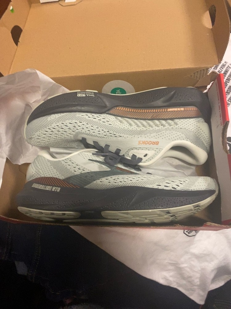 Brooks Women's Adrenaline GTS 24 Running Shoes