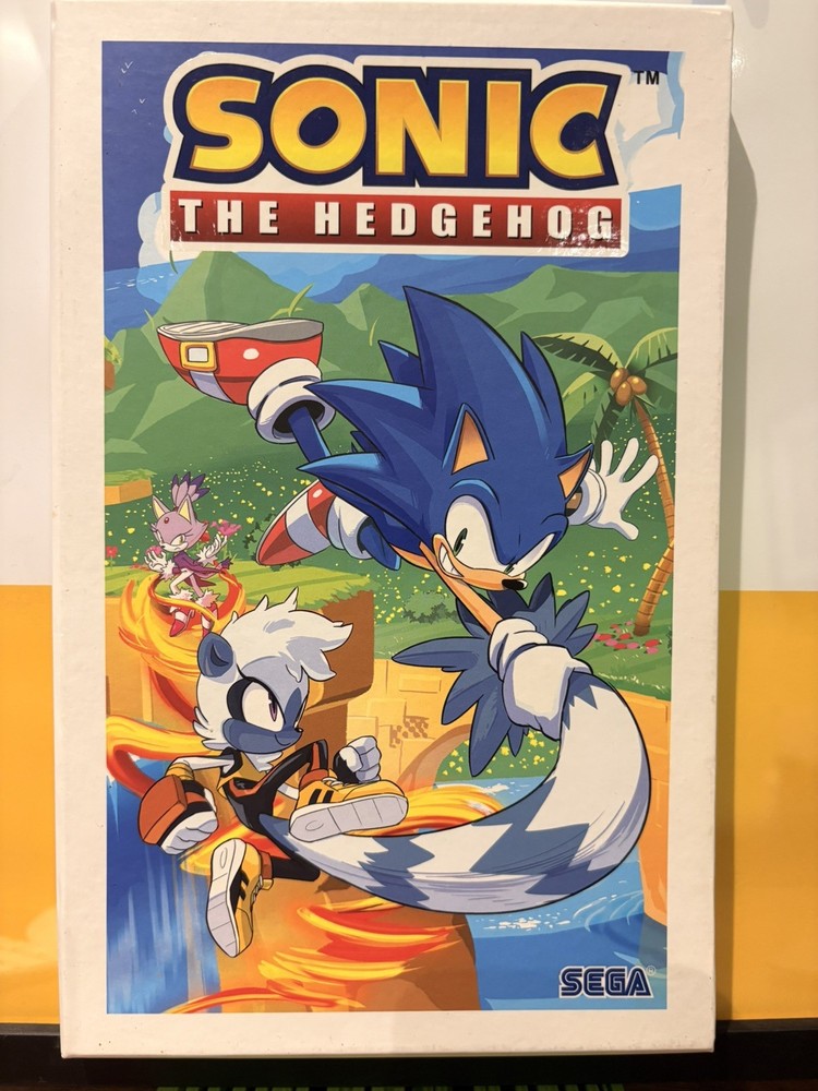 [IDW] Sonic The Hedgehog #1-4 - Virgin Variant Set - VG inc Slipcase & 5th Comic