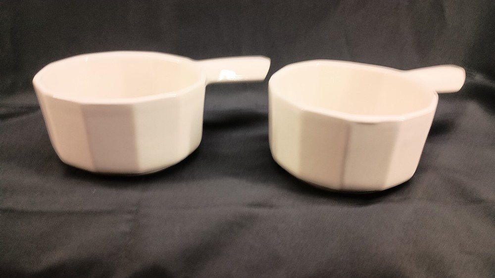 Pfaltzgraff HERITAGE White Onion Soup Bowls with Handles 4.75 Inch Pair  