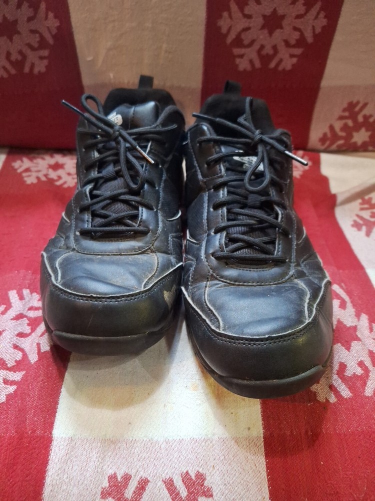 Men's Black Skechers Sneakers Size 11