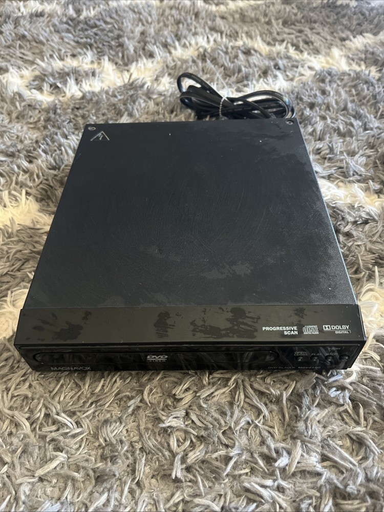 Magnavox DP100MW8B DVD Player with Progressive Scan and Dolby Digital - Fully Functional