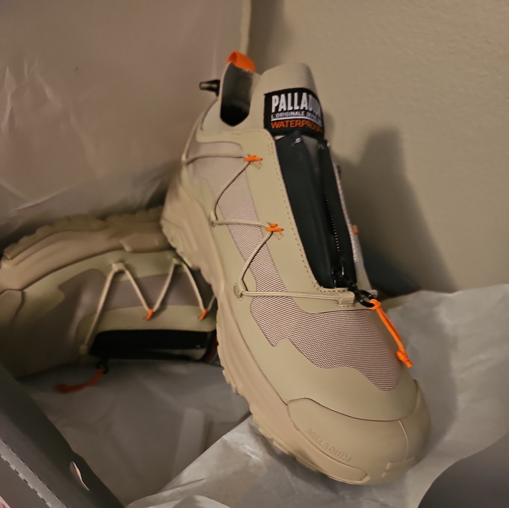 Palladium Off-grid Lo Zip Wp+ Mens Size 10.5