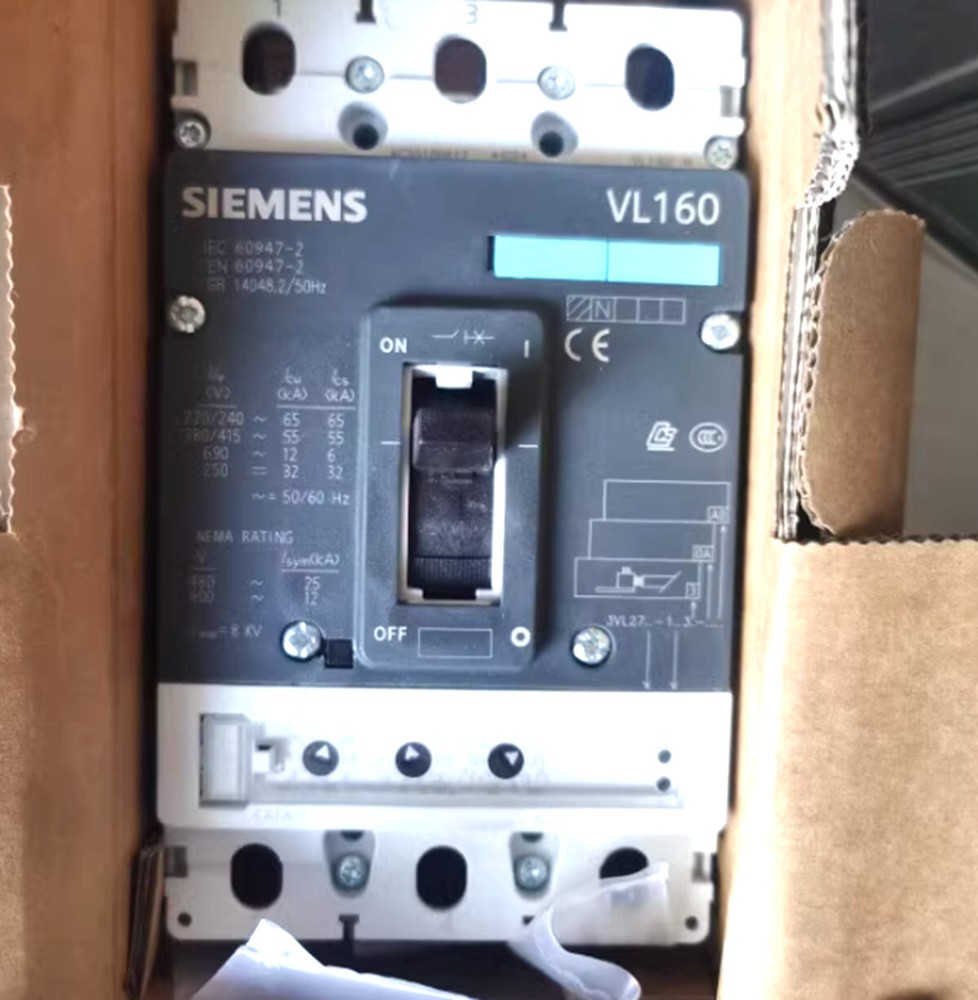 NEW 3VL2716-1AA33-0AA0 Circuit Breaker #F8