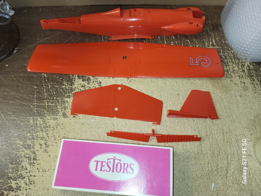 NOS Testors Cosmic Wind Tether Plane Parts 22