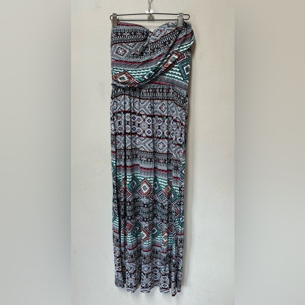 American Rag Women’s Colorful Sleeveless Bohemian Style Stretch Maxi Dress M