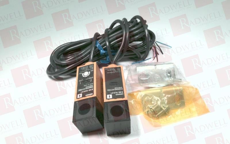 OMRON E3S-5E41 / E3S5E41 (NEW IN BOX)