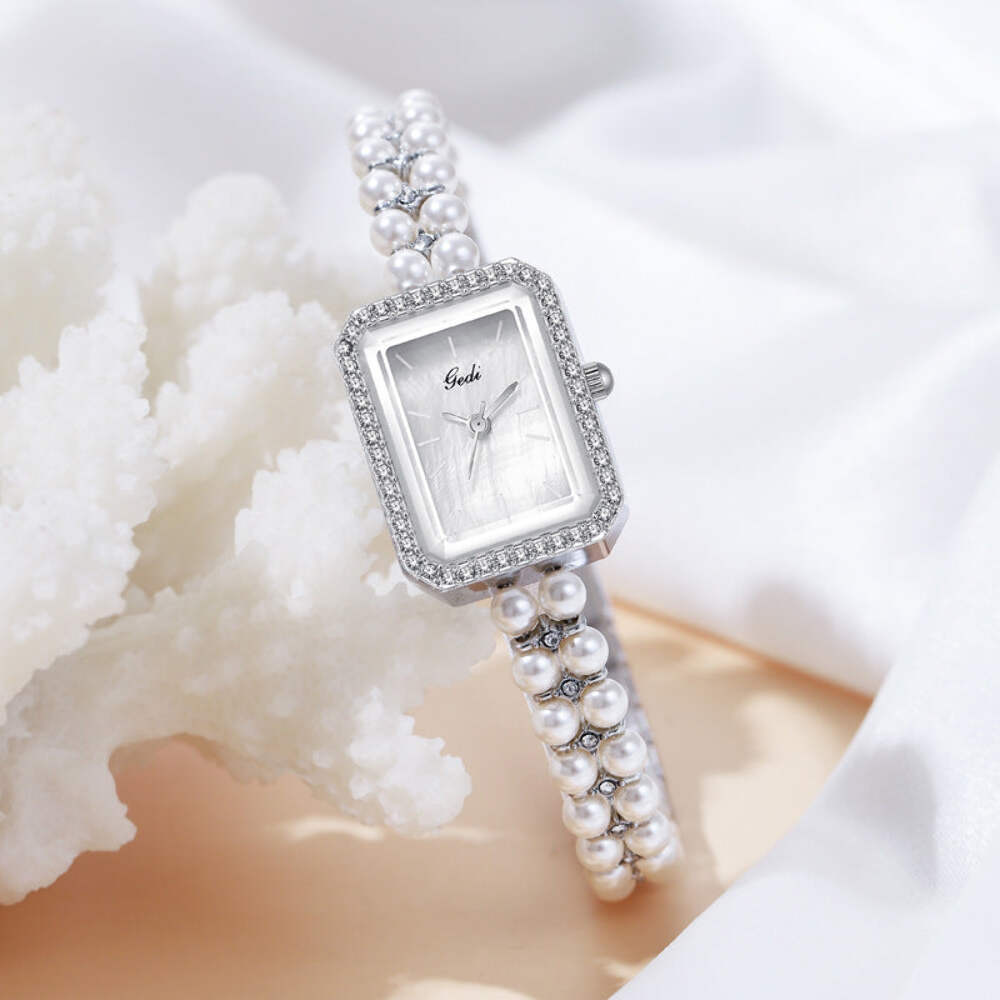 Elegant Women's Quartz Watch with Shell Pearls and Multiple Color Options