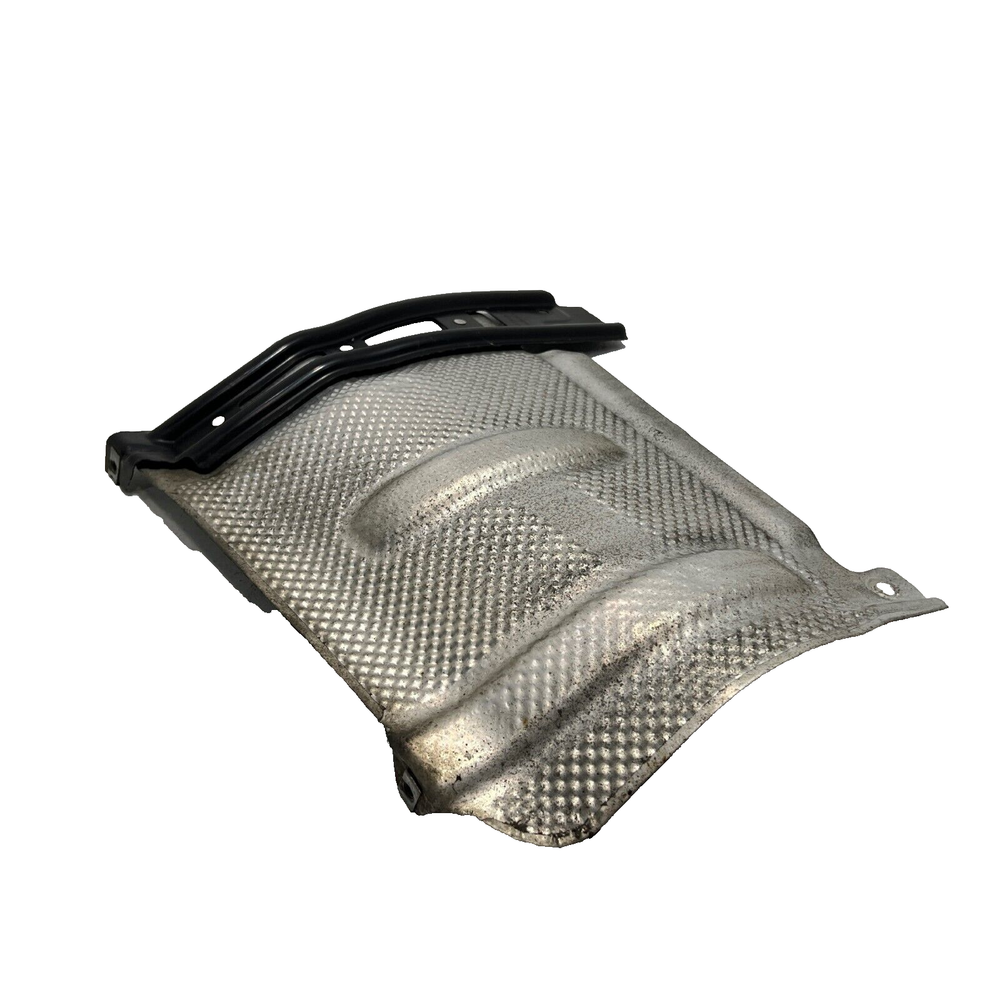 OEM MERCEDES E550 2010-2014 REAR DRIVER SIDE EXHAUST HEAT SHIELD SCREENING PLATE