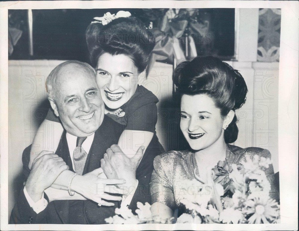1946 Press Photo NYC KY Rep Andrew May, Muriel Garsson Herman - ner34807