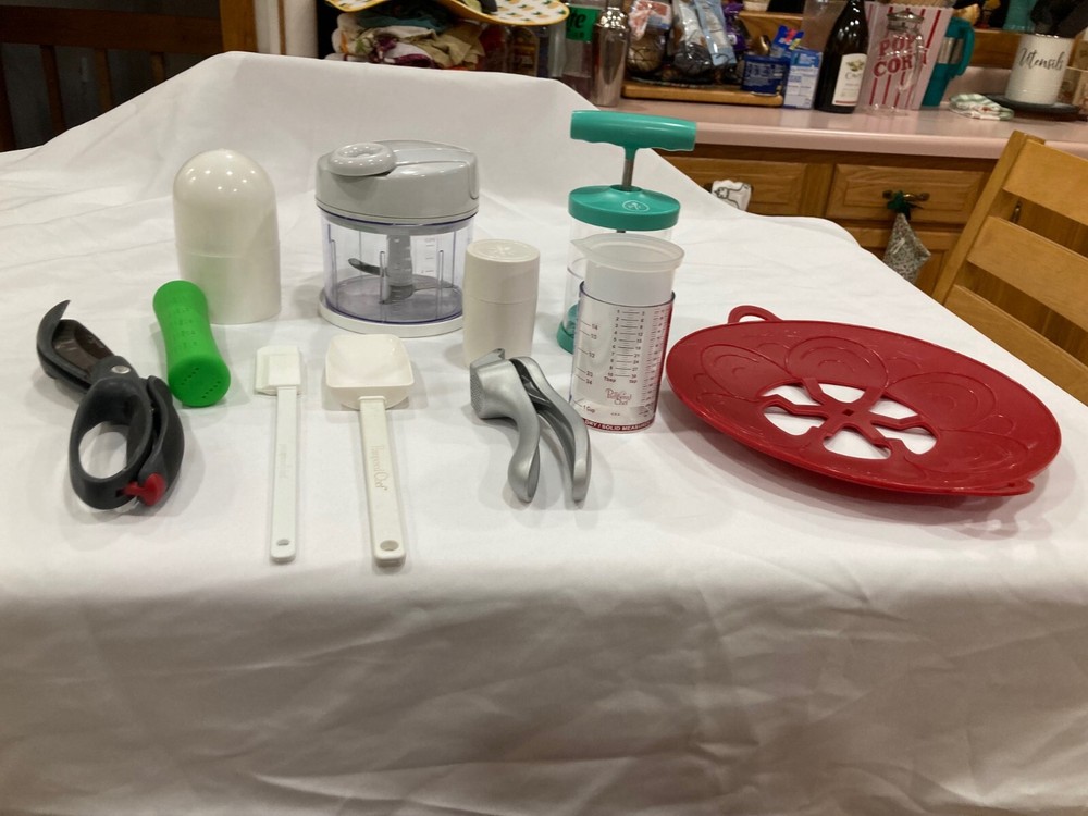 Pampered Chef Lot of 10 Gently Used Kitchen Tools with PC Stamp