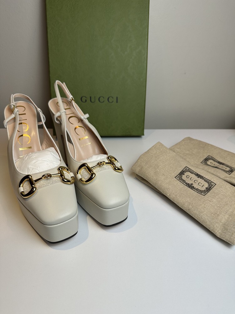 NIB Authentic Gucci White Horsebit High Heels Size 40
