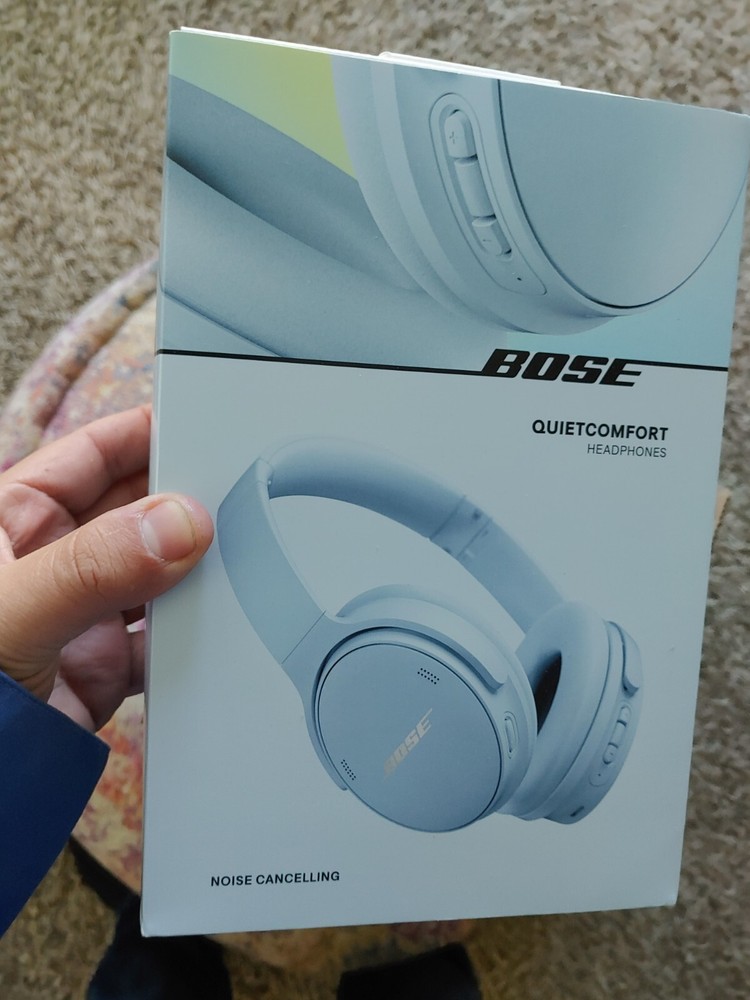 Bose Quiet Comfort Headphones - Moonstone Blue Limited Edition
