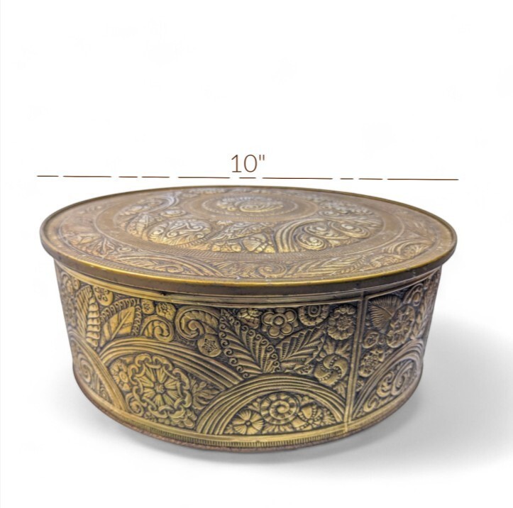 Vintage Smith Crafted Los Angeles Tin metal lidded box gold color Embossed 10