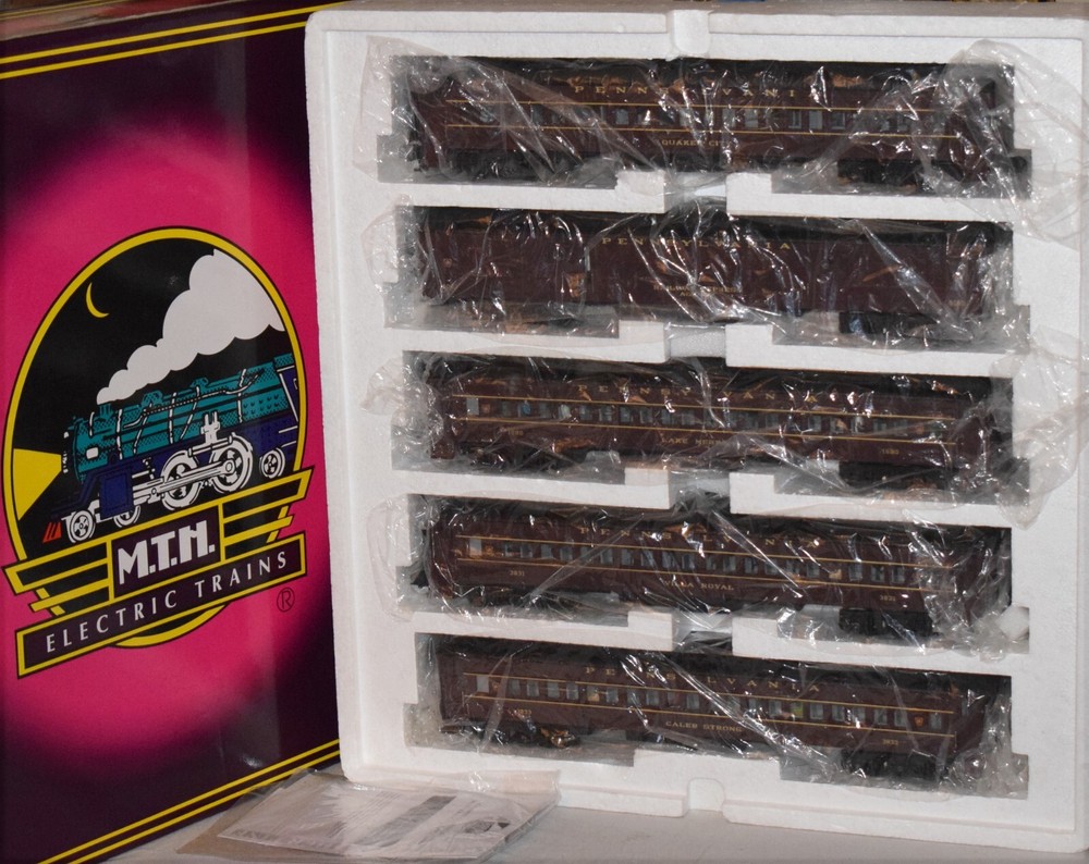 MTH 20-4023 Scale Madison 5 Car Passenger Set Pennsylvania PRR - O Gauge in Box