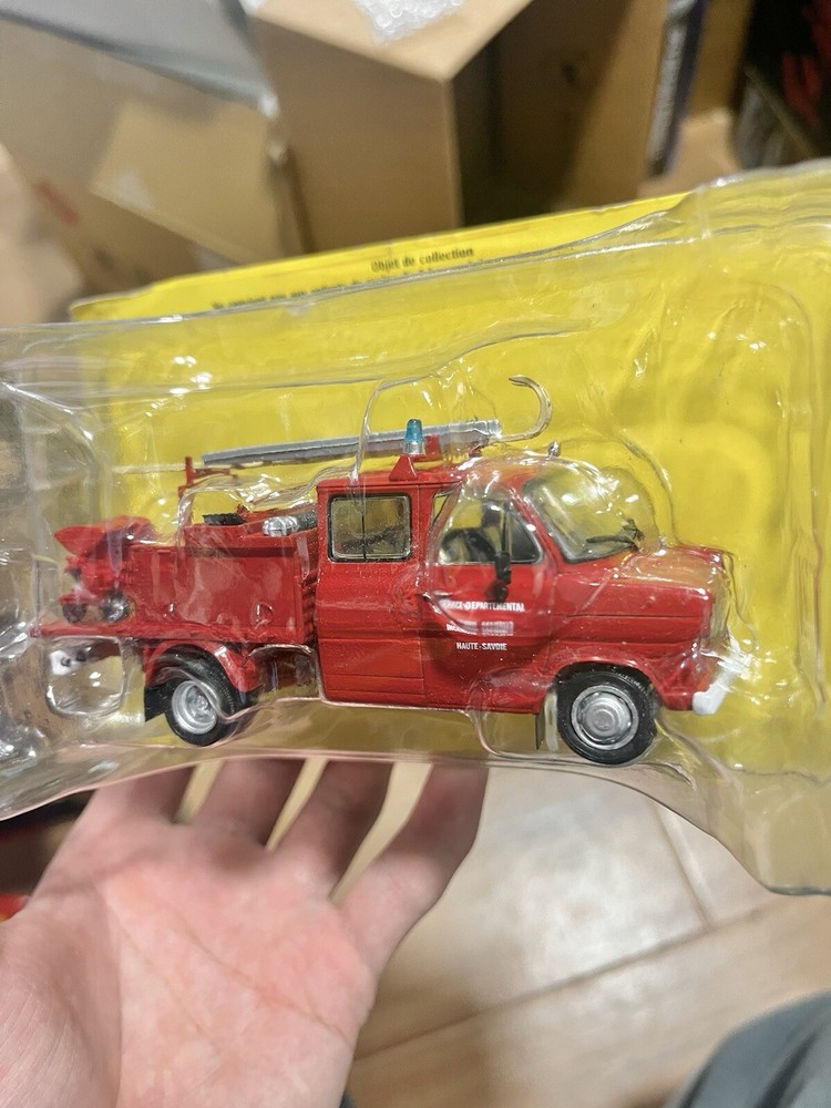 1:43 Scale Ford Transit Fire Truck Diecast Model Car