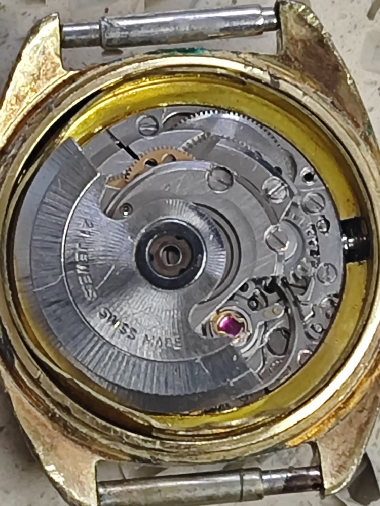 Vintage ETA 2671 Movement with  Dial & Case  FOR PARTS ONLY Good balance Y