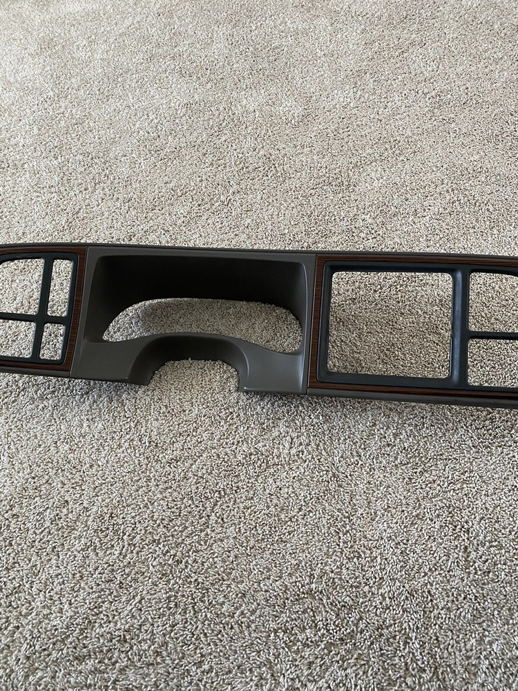 1999-2002 Cadillac Escalade Dash Board Instrument Cluster Bezel Woodgrain Trim