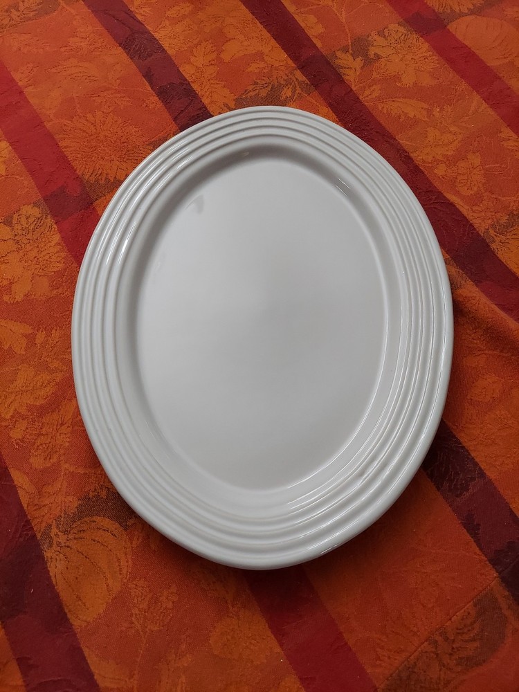 Pampered Chef 16-Inch New Traditions Oval Serving Platter