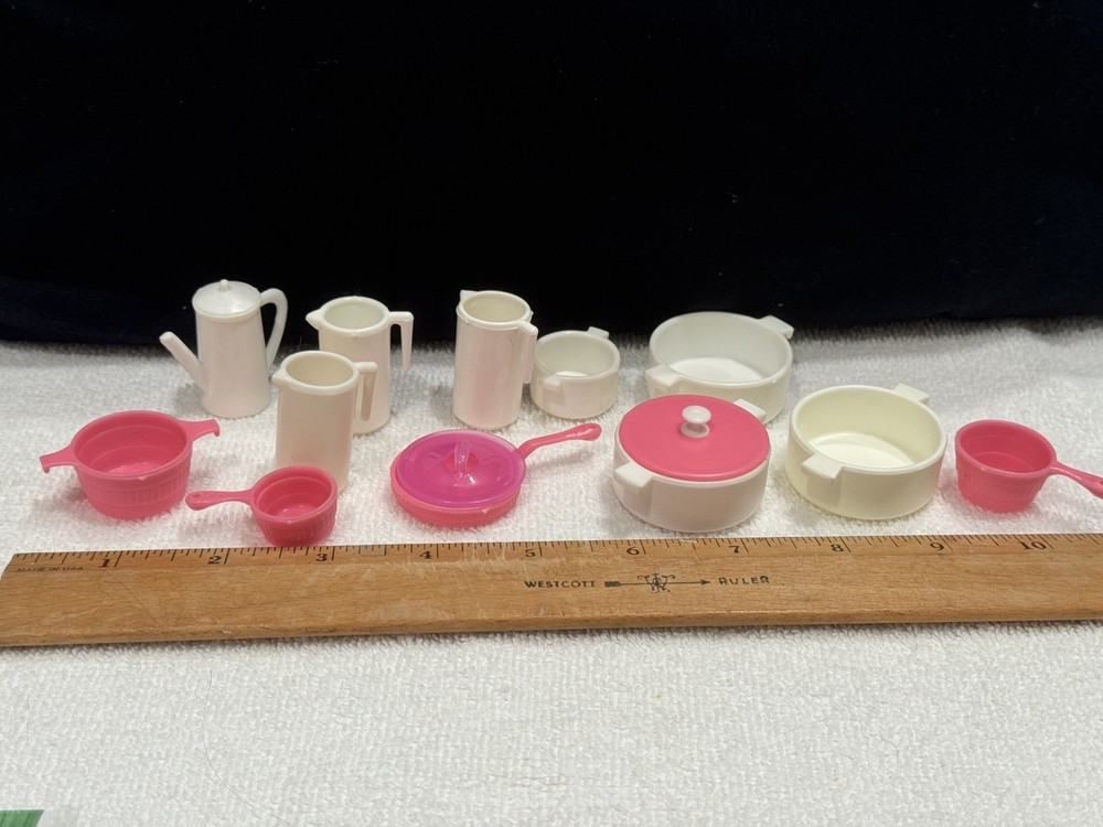 Barbie Dream House Kitchen Pink White Pots Coffee Pot Pans Pitcher Lids Vintage