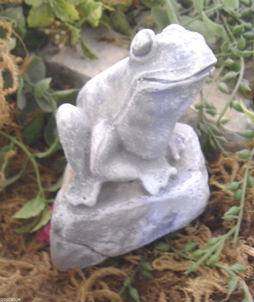 Latex frog mold rock plaster cement concrete rubber toad mould  4