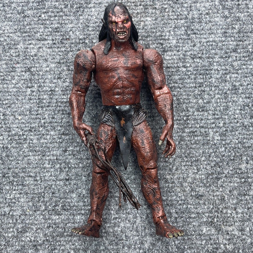 Toybiz Vintage 2001 Lord of the Rings Newborn Lurtz Action Figure LOTR