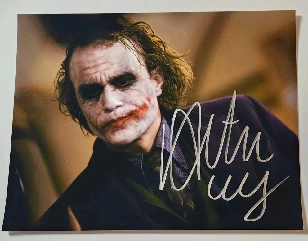Joker HEATH LEDGER Autographed 8.5x11  Photo - with COA