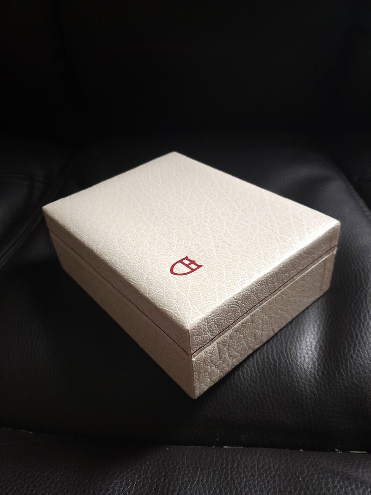 Tudor Rare 95001 Beige Leather Watch Box with Wooden Interior