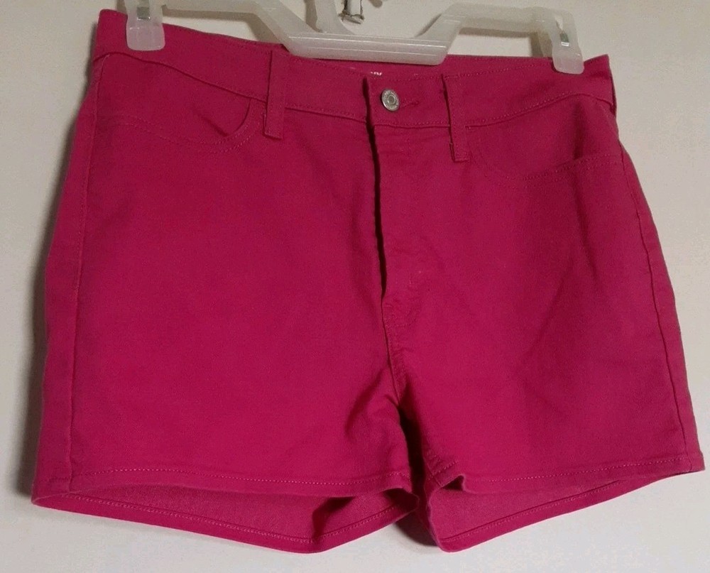 women old navy shorts size 10