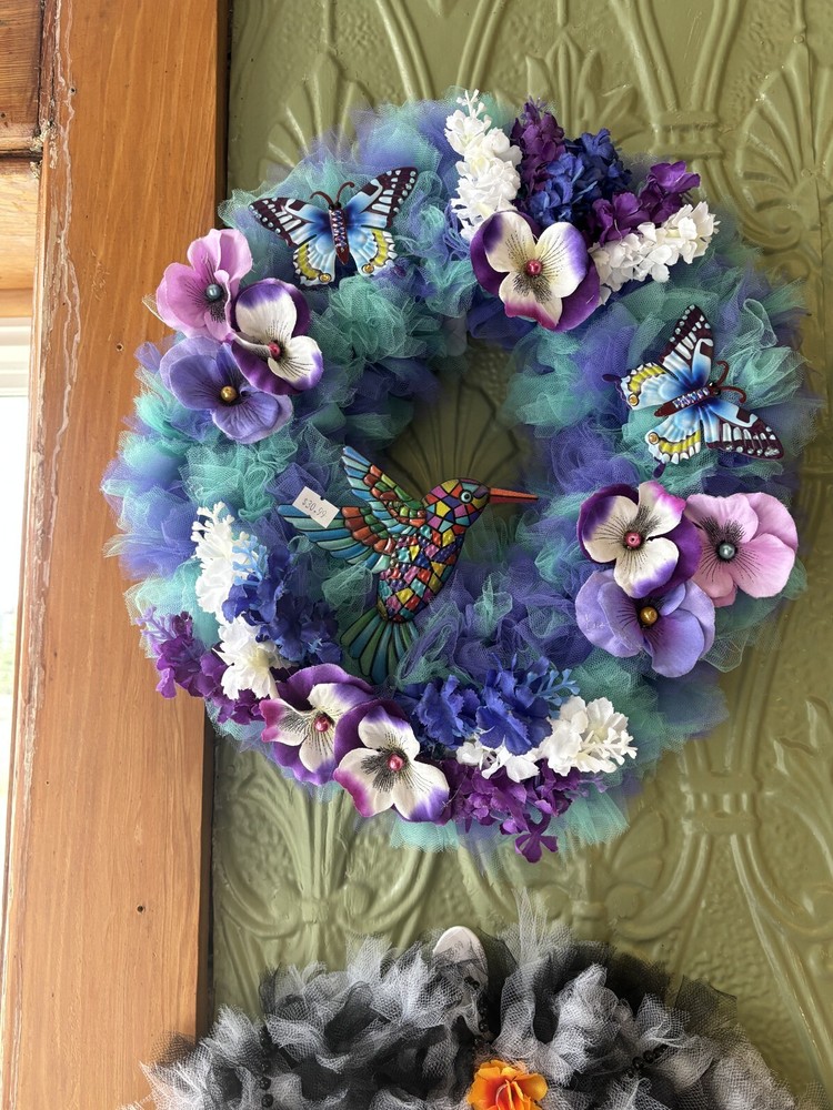 Hummingbird Wreath