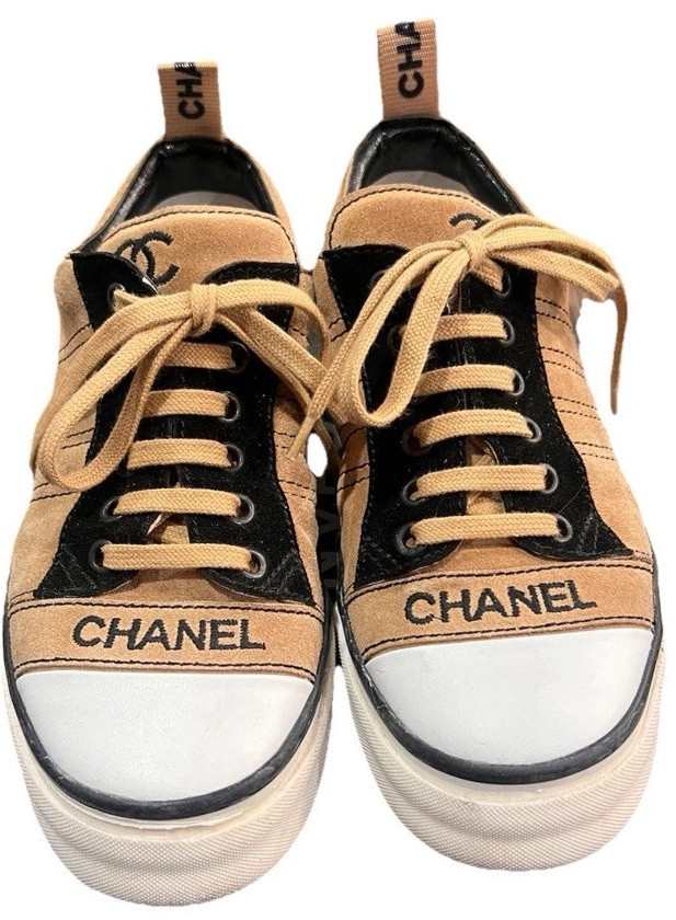 Chanel Sneakers Vintage 2004 Y2K