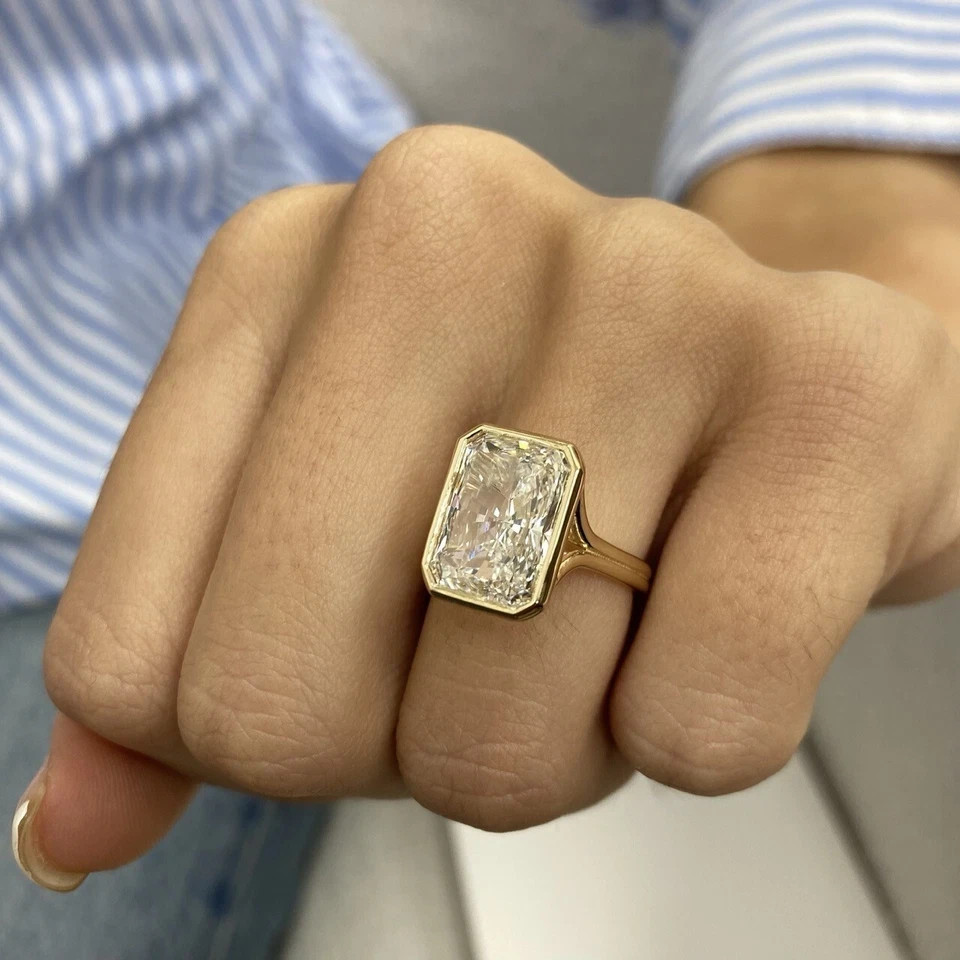 Radiant Cut IGI Lab Created Luxury Diamond Ring 6 Carat E F VVS2 14k Yellow Gold