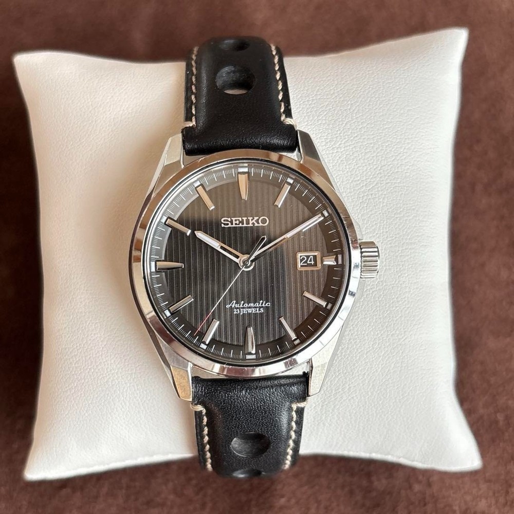 Seiko Presage Men's Black Watch - SARX017