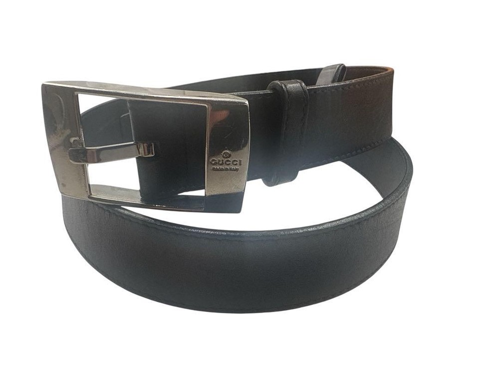 GUCCI buckle belt Logo hardware Black Leather Made in Italy Authentic Men's