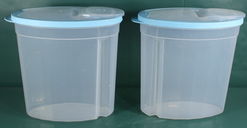 Rubbermaid 1.5 gal Cereal Keeper Food Storage Container Pour Lid - Pair