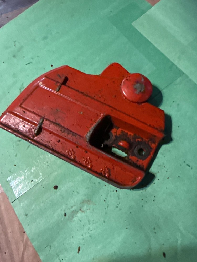 Used jonsered Clutch cover with band ,chainsaw parts auctions