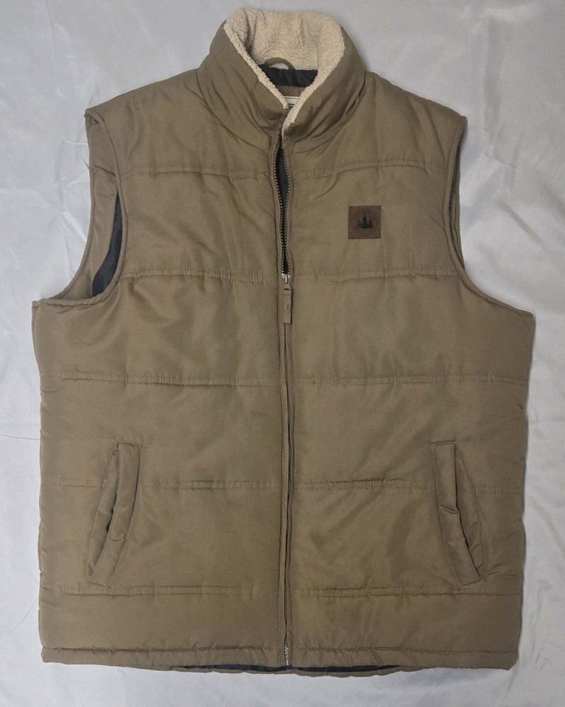 Mens Field & Stream Vest - Size Large - Few Stains On Front