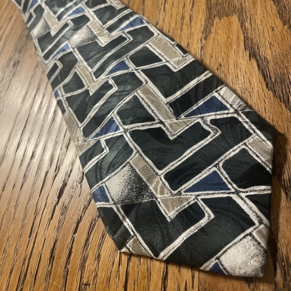 Vintage EUC Como Collezione Geometric Silk Tie USA Made Necktie