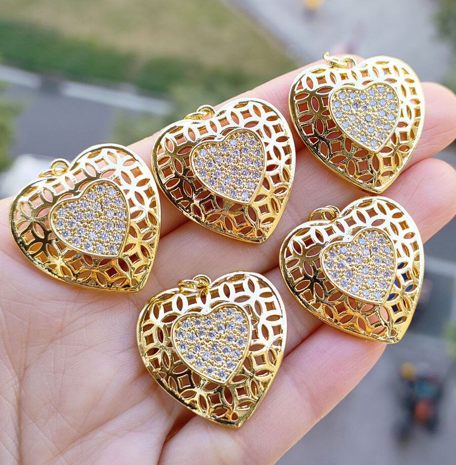 10pcs Metal Crystal Heart Pendants Magic Reiki Healing Amulet