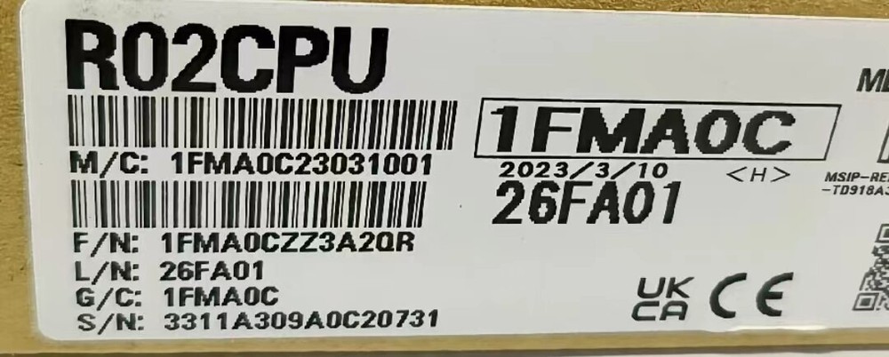 New Mitsubishi R02CPU In Box #PA