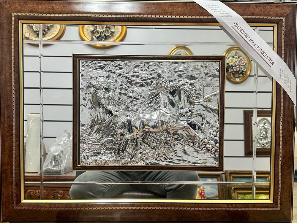 UNIQUE HORSE   laminated in crystal silver viscellated