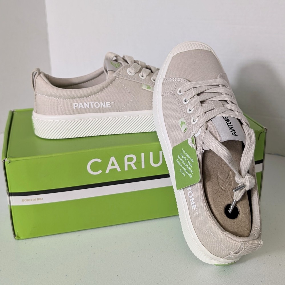 Cariuma OCA Low Pantone Canvas Contrast Thread Sneaker French Oak M 6.5 / W 8