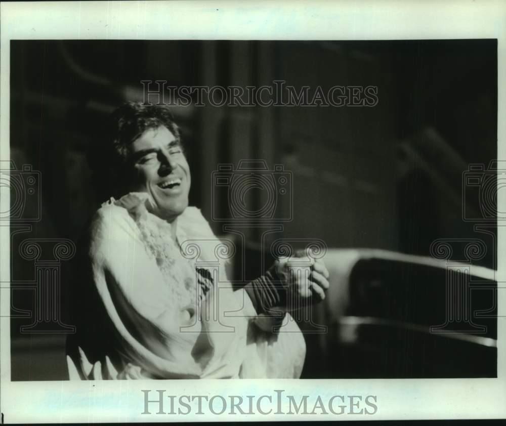 1986 Press Photo Anthony Newley in 